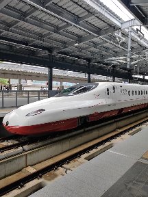西九州新幹線試験車両が武雄温泉駅に乗り入れました♪